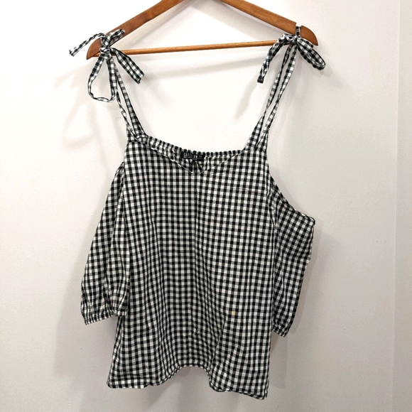 Plaid Top - Picture 2 of 2